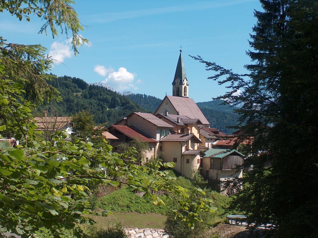 Hotel Chalet Giasenei Sagron Mis ภายนอก รูปภาพ