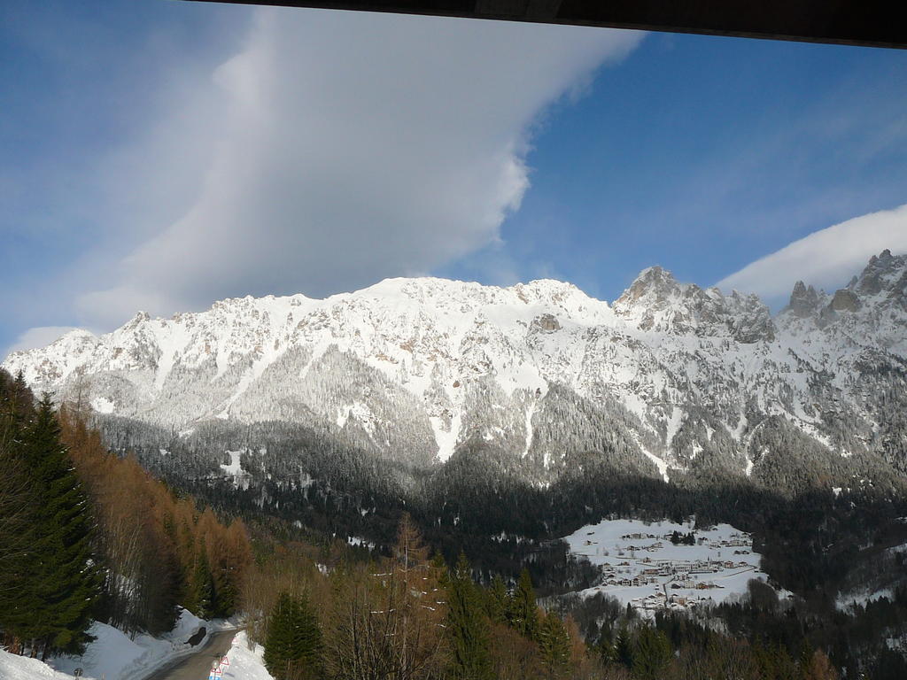 Hotel Chalet Giasenei Sagron Mis ภายนอก รูปภาพ
