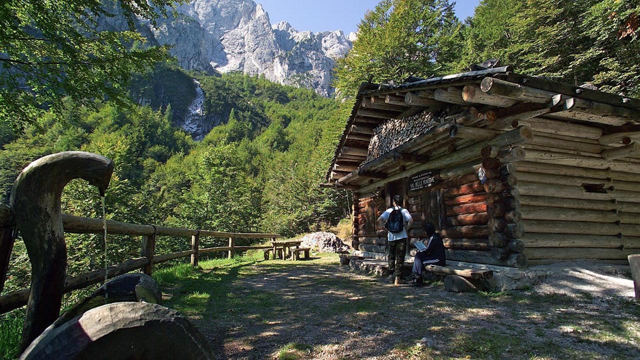 Hotel Chalet Giasenei Sagron Mis ภายนอก รูปภาพ