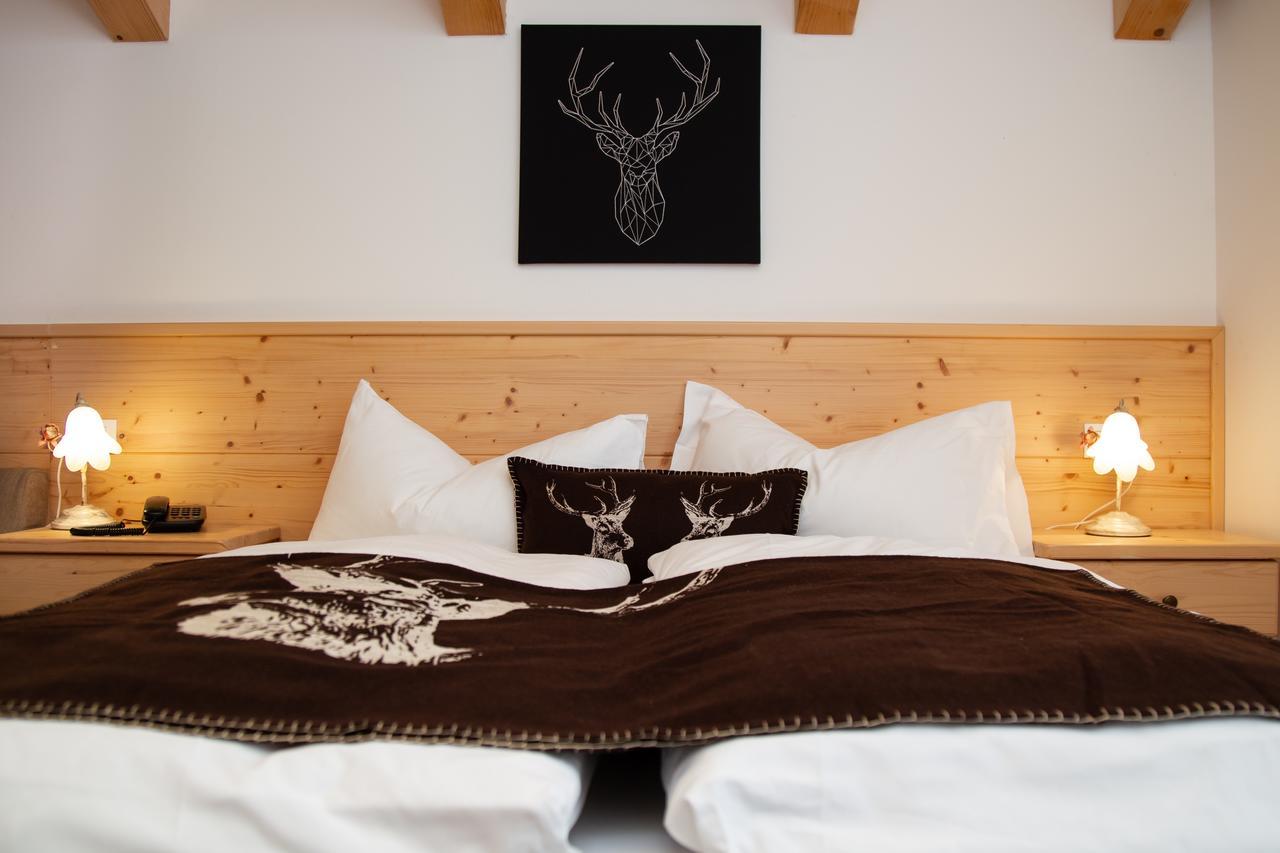 Hotel Chalet Giasenei Sagron Mis ภายนอก รูปภาพ
