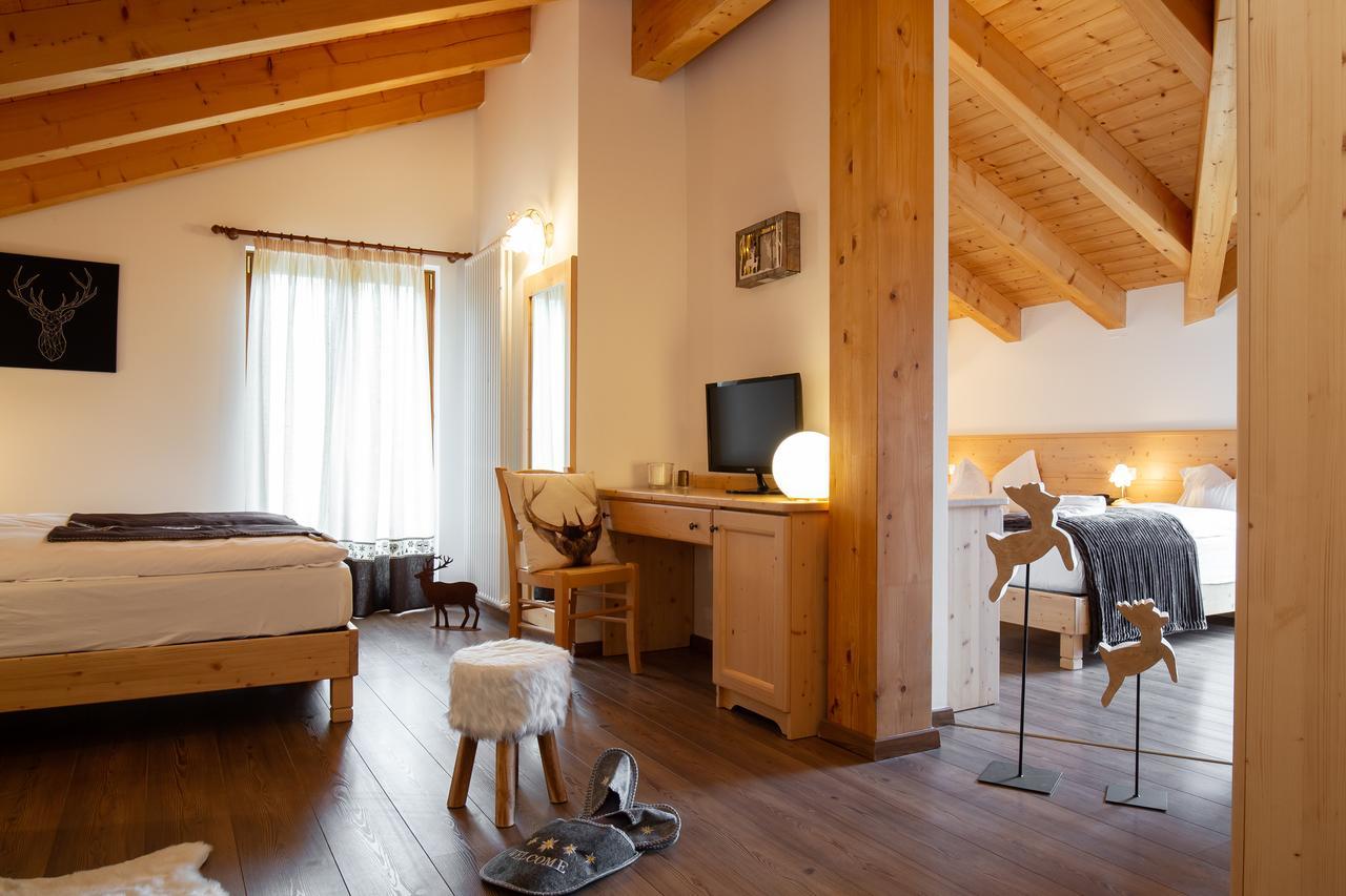 Hotel Chalet Giasenei Sagron Mis ภายนอก รูปภาพ