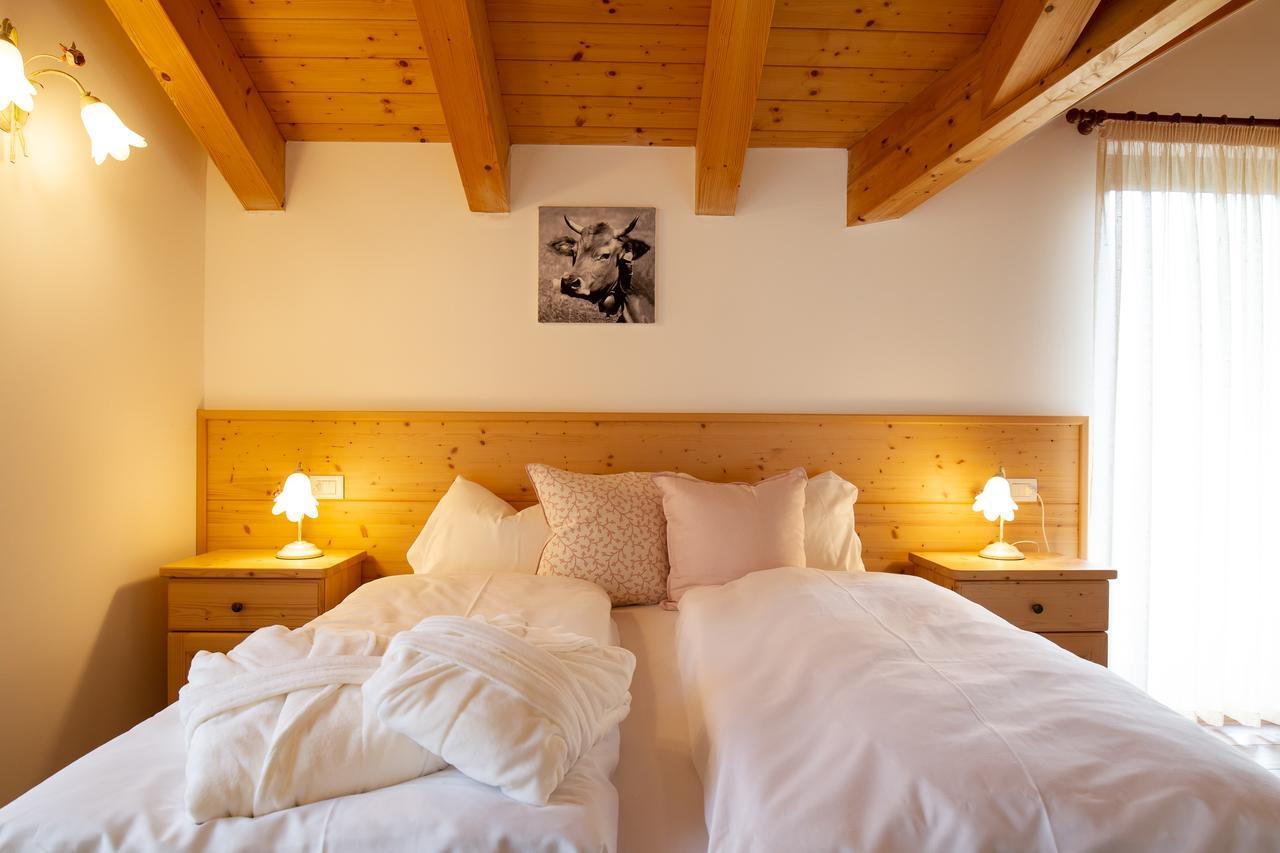 Hotel Chalet Giasenei Sagron Mis ภายนอก รูปภาพ