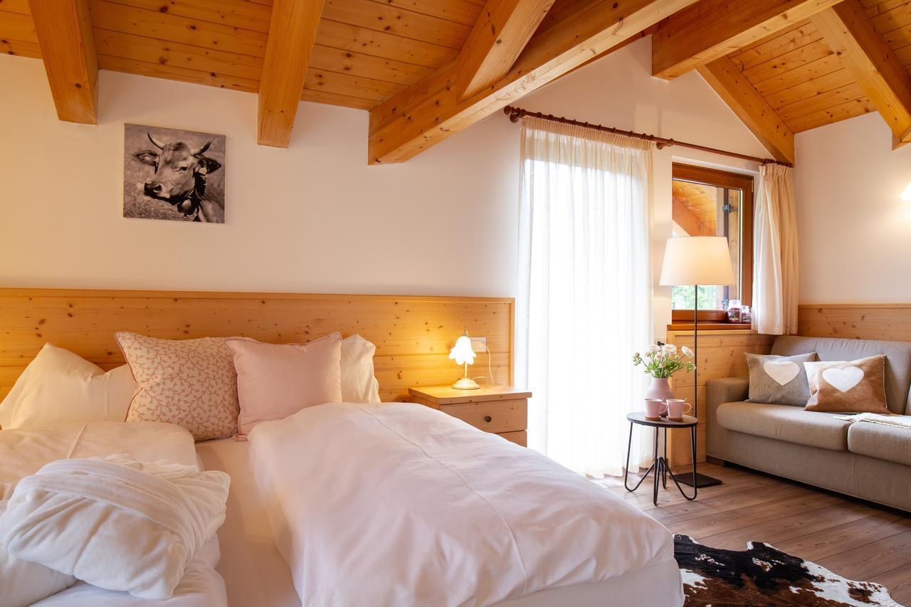 Hotel Chalet Giasenei Sagron Mis ภายนอก รูปภาพ