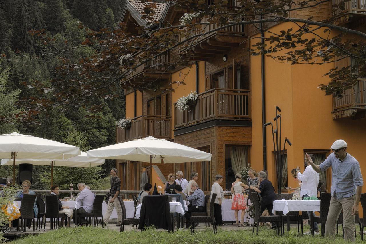 Hotel Chalet Giasenei Sagron Mis ภายนอก รูปภาพ